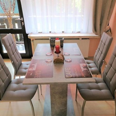 Top Ferienwohnung Mit Tiefgaragenstellplatz, Auch Fuer Laengere Aufenthalte ساسباشفالدن المظهر الخارجي الصورة
